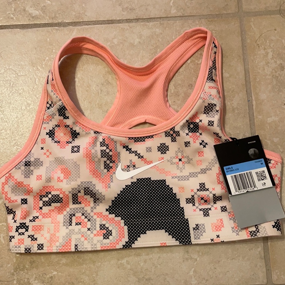 Nike sports bra, size kids medium